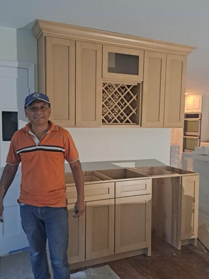 Rogelio Baza on site with a custom build